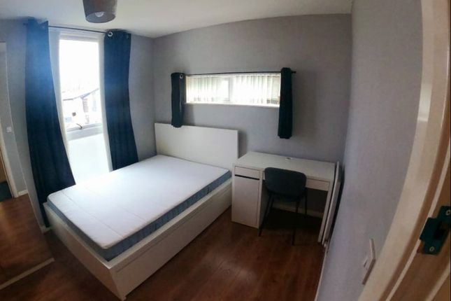 Thumbnail Room to rent in Ainsty Estate, London