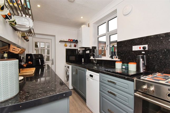 Owston Drive, Leicestershire photo 3