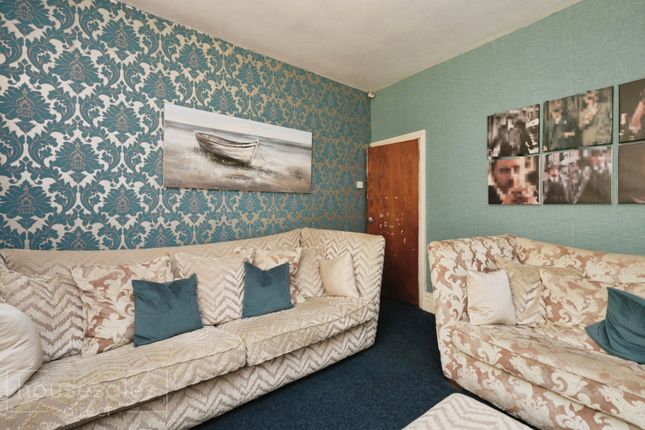 68, Loscoe Road, Heanor photo 4