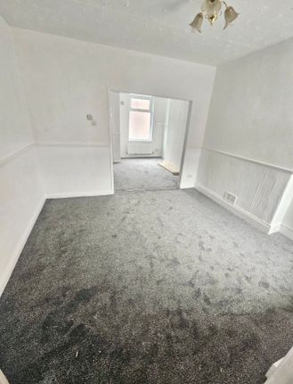 24 Ninth Street, Hartlepool photo 3