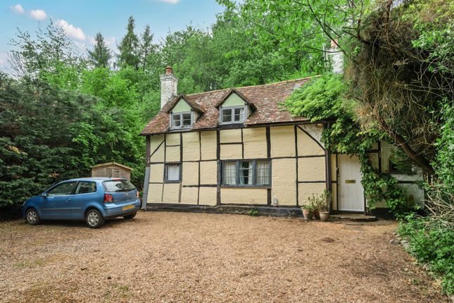 2-bed house on 57, Shiplake Bottom, Henley-on-Thames, £350,000