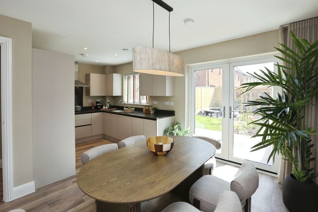 The Pasque, The Lower Acre, Eastleigh photo 4
