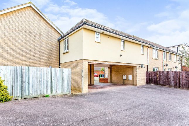 Thumbnail Property for sale in Wattle Close, Lower Cambourne, Cambridge