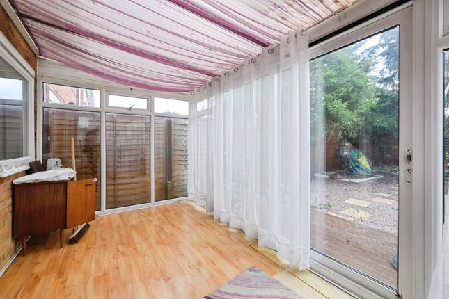 2, Sewell Close, Peterborough photo 4