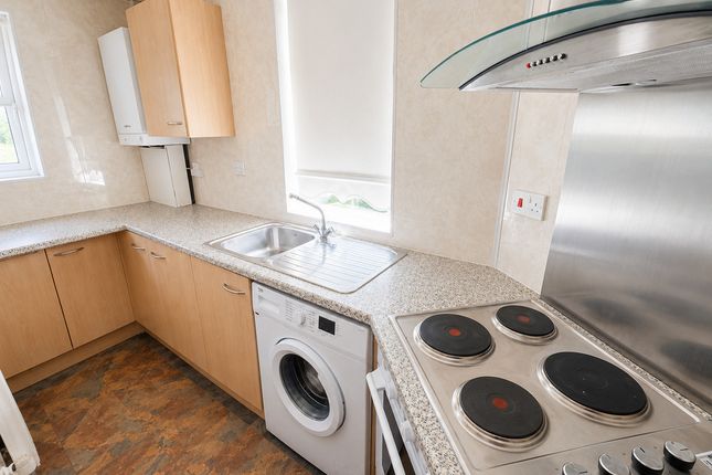 32, Westerton Avenue, Larkhall photo 3