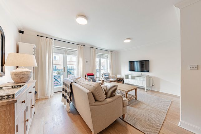 2 Belvedere Close, Faversham photo 3