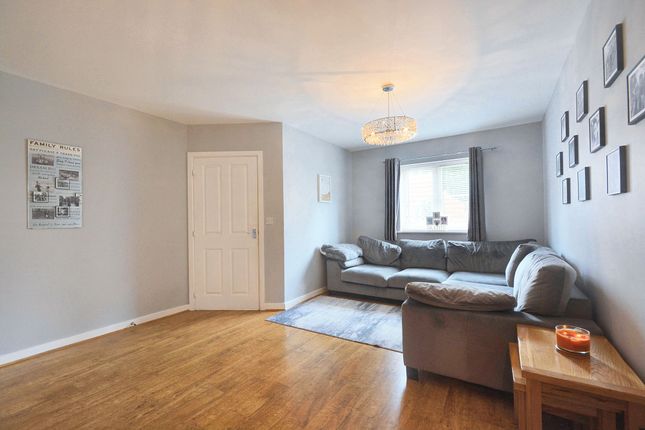 81 Ryeland Way, Ashford photo 3