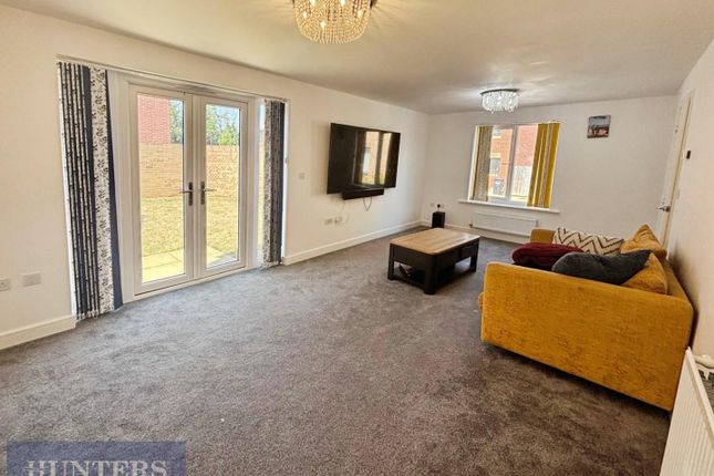 22, Vesta Close, Exeter photo 2