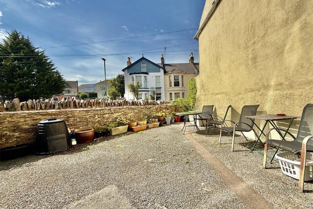 7 Clennon Court, Castor Road, Brixham photo 2