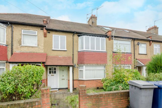 Thumbnail Flat to rent in Oakleigh Road North, Finchley, London