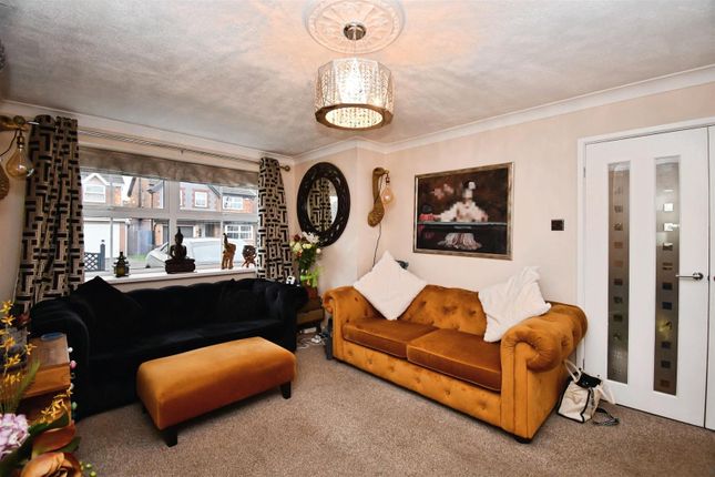 22, Ascott Close, Hull photo 2
