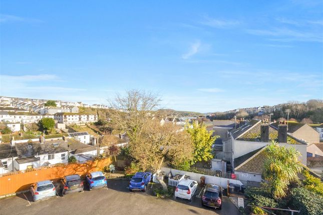 Flat for sale in Penvale Court, Falmouth