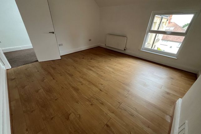 37, Greenfield Road, Colwyn Bay photo 3