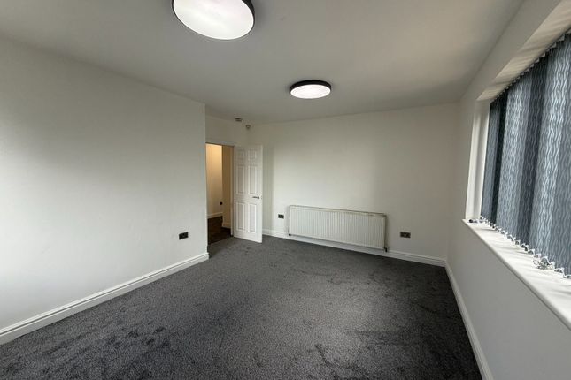 200, Carisbrook Street, Manchester photo 4