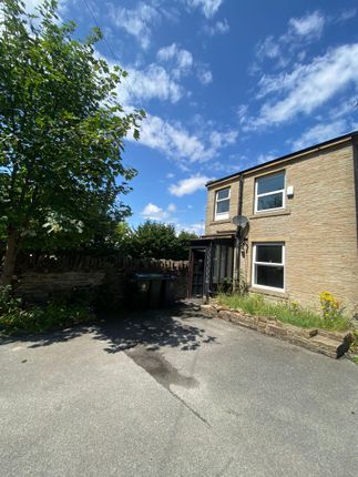 253, Cemetery Road, Bradford photo 2