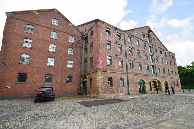 2 bed flat to rent in The Warehouse, Wharf Street, Kelham Island S2