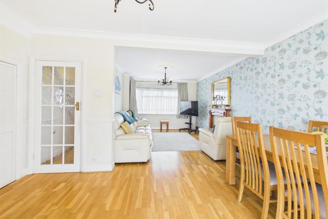 42, Bideford Road, Ruislip photo 3