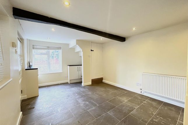 42, Chapel Street, Warwick photo 2