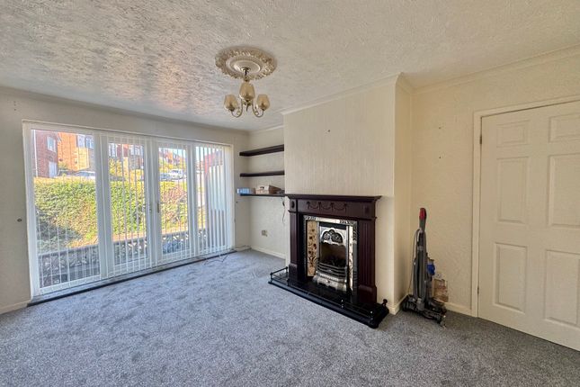 64, HECKMONDWIKE photo 3