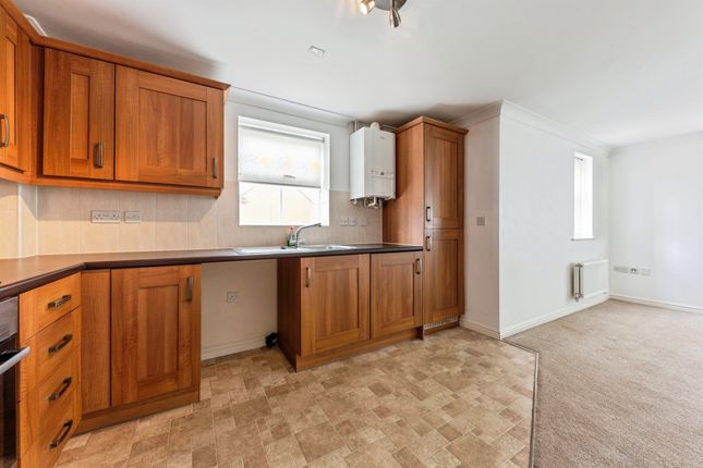 34, Scarsdale Way, Grantham photo 4