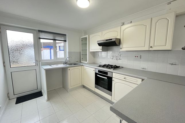 51, Caroline Road, Lincoln photo 4