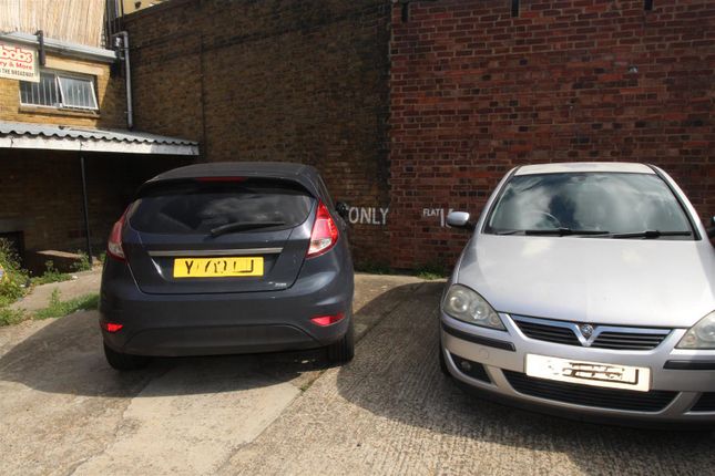 Flat 16, Broadway, Sheerness photo 4