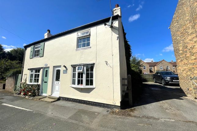 Thumbnail Cottage for sale in Mereside, Hornsea