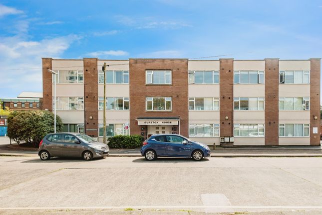 Thumbnail Flat for sale in Chesterfield Road, Goring-By-Sea, Worthing