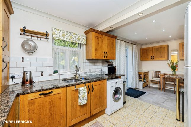 38, Edgeworth Road, London photo 4