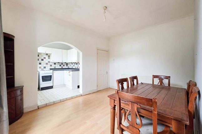 111, Beedell Avenue, Westcliff-On-Sea photo 3