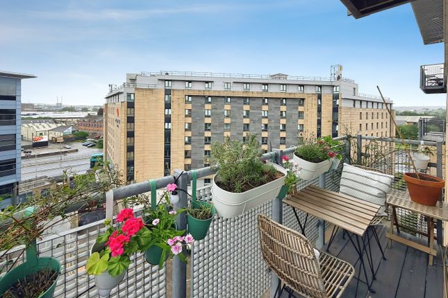 36, Velocity South, Leeds photo 3