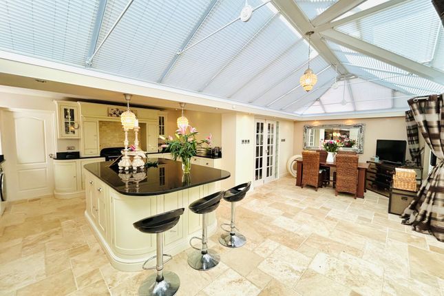 67 Claydon Gardens, Warrington photo 3