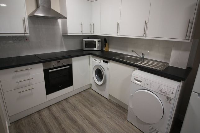 Thumbnail Flat to rent in Prior Deram Walk, Canley, Coventry