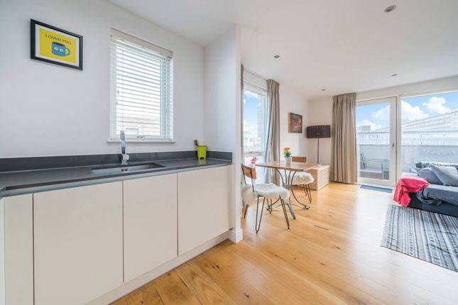 Flat for sale in East Street SE17, Elephant And Castle, London,