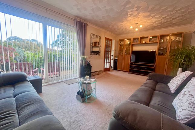 24d6983B-71E7-49B7-Aca8-Dfa302F9Ad66