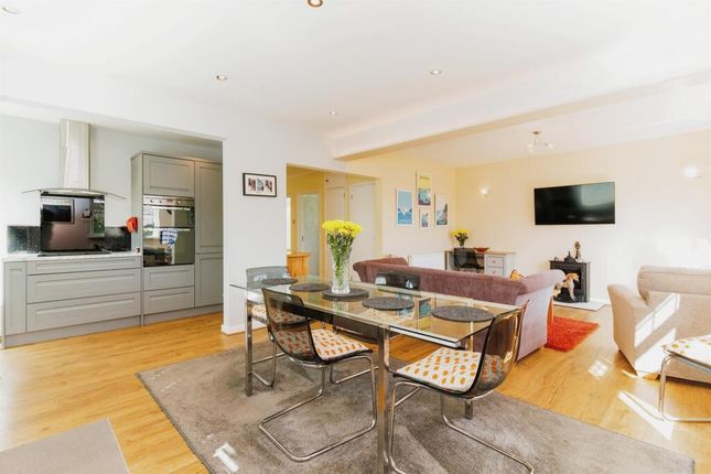 5, Broad Reach, Paignton photo 3