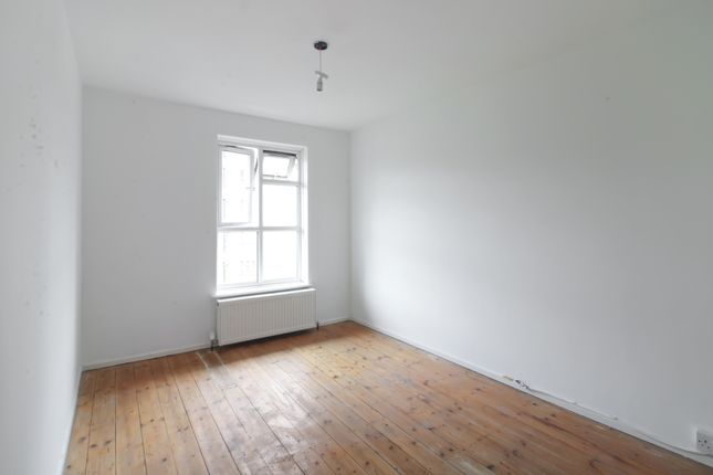 53, Saffron Court, Bath photo 4