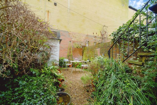 Terraced house for sale in George Street, Brighton
