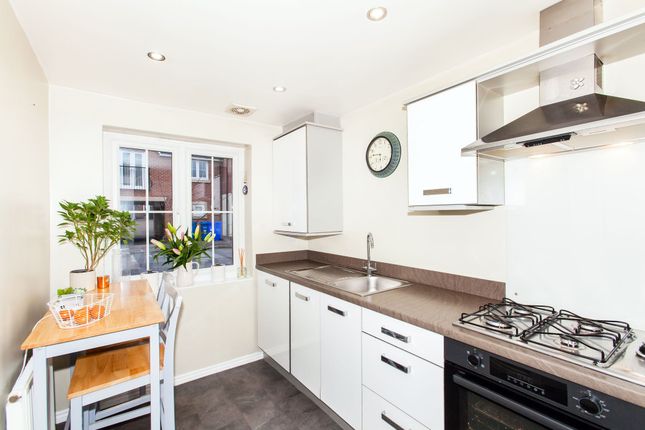 43 Horse Chestnut Close, Chesterfield photo 2
