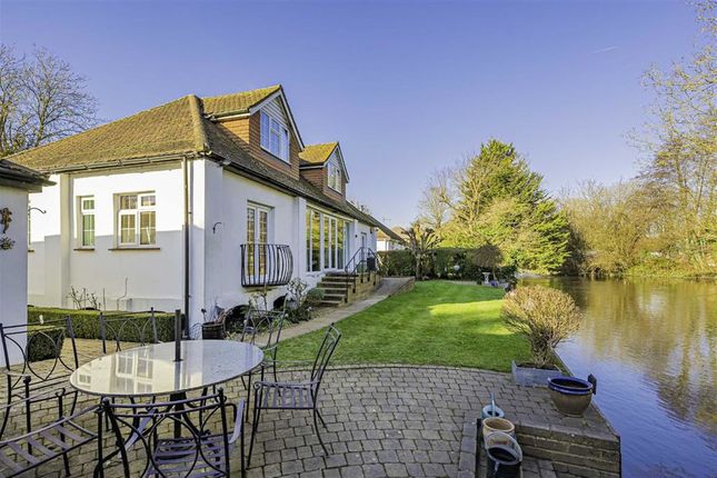 Thumbnail Detached house for sale in Ferry Lane, Wraysbury, Staines