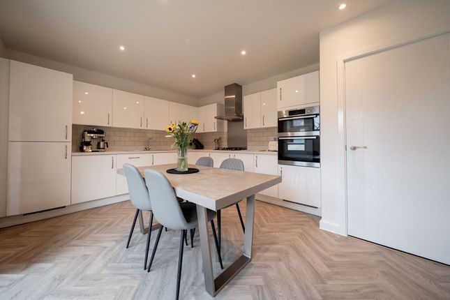 62 White Park Avenue, Leicester photo 3