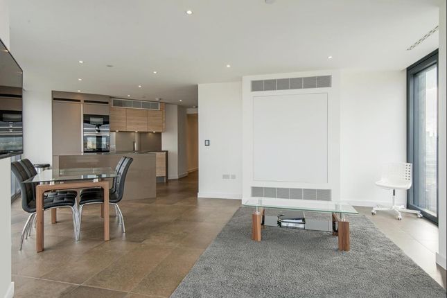 Flat for sale in Chronicle Tower, 261B City Road, London