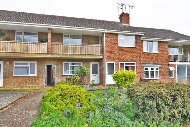 Thumbnail Maisonette to rent in Milstead Close, Maidstone