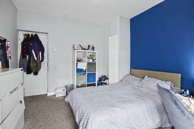Flat 44, Woolwich, London photo 5