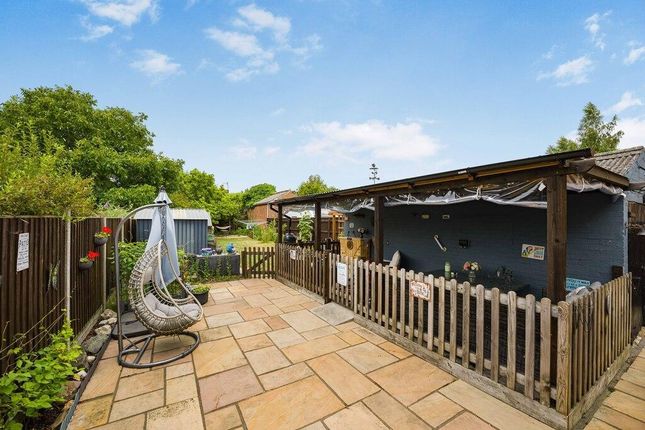 6, Sandringham Avenue, Wisbech photo 3