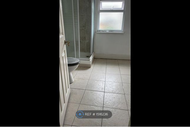 Milton Road, Grays Essex, Grays photo 2