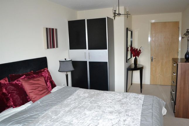 Apartment 3, 190, Stockport Road, Grove Village, Greater Manchester photo 2