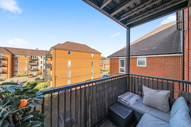 Flat 19, Belfry House,, Blackbess Lane, Surrey photo 4