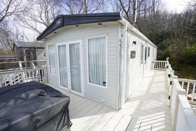 Mobile/park home for sale in Ivyhouse Lane, Hastings