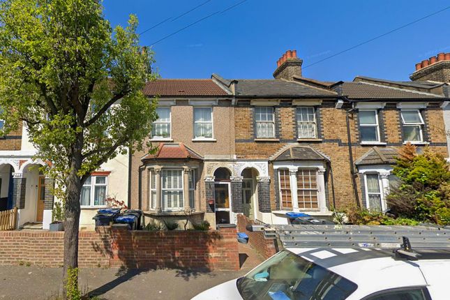 Thumbnail Property to rent in Dundee Road, London
